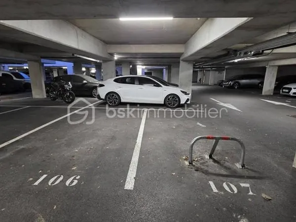 Parking 12 m²