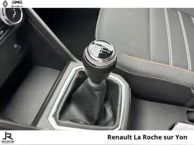 Dacia Sandero 1.0 tce 90ch stepway confort -22 — photo 6