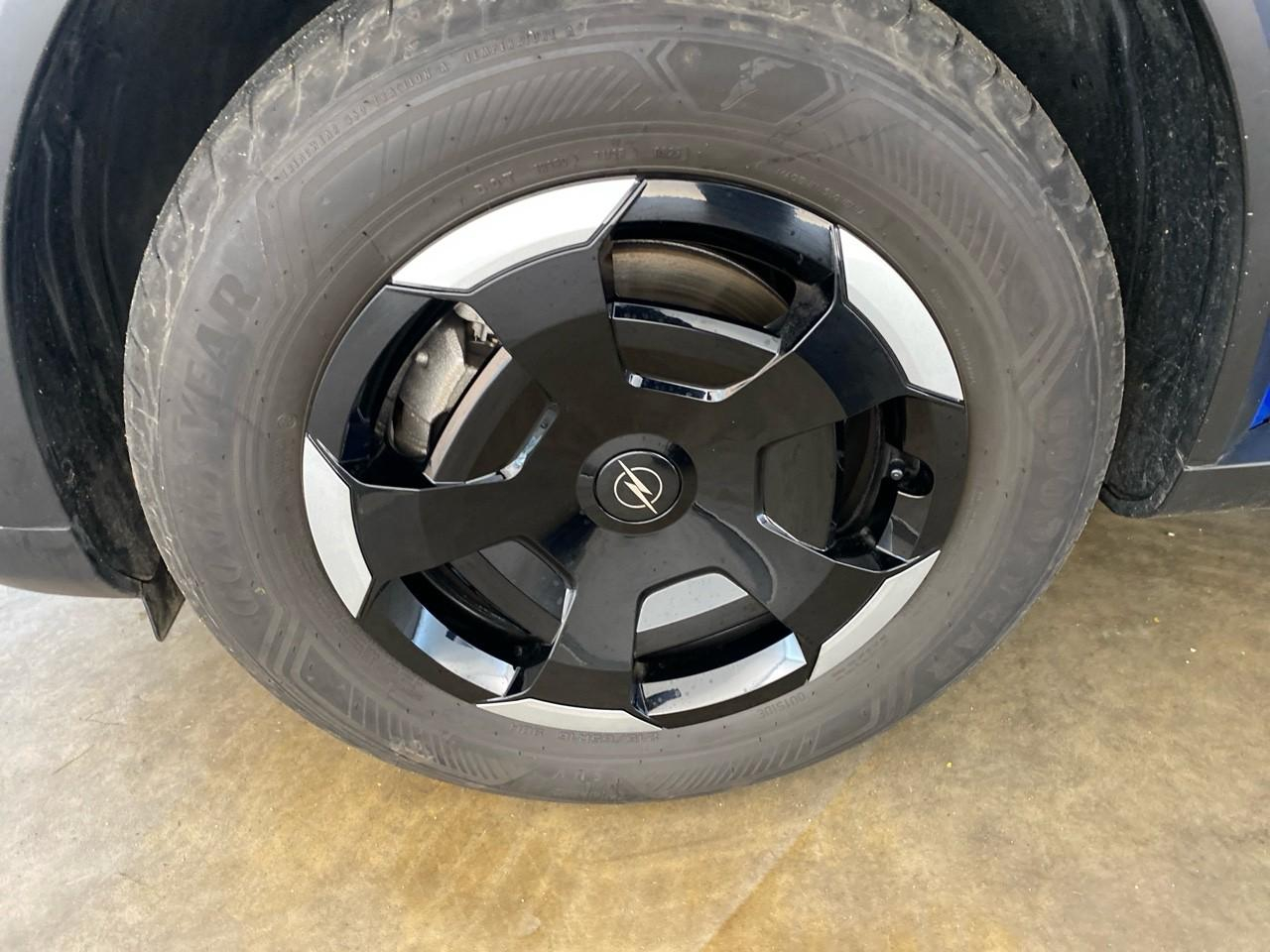 Opel Frontera electric 113 ch batterie 44 kwh edition — photo 11