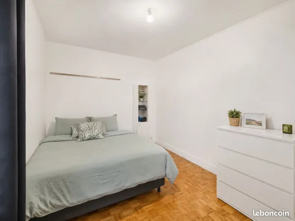 Chambre meublée 12 M2 en colocation