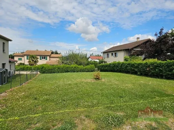 Terrain constructible 550 m²