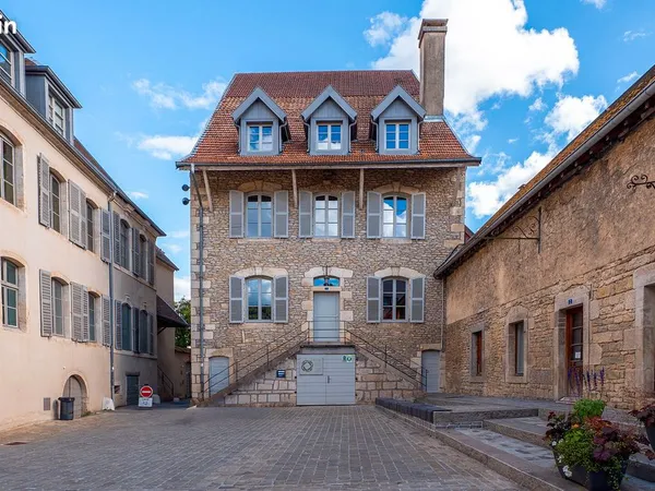 Gîte 10 pièces 213 m²