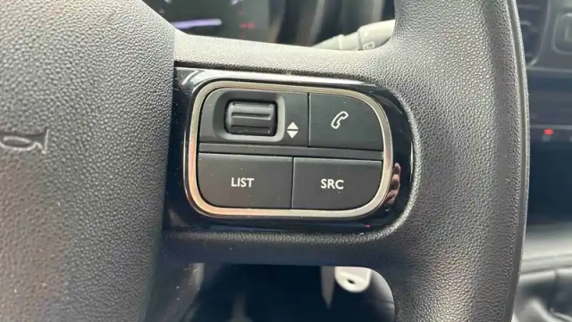 Toyota Proace city medium 1.5l 130 d-4d — photo 55