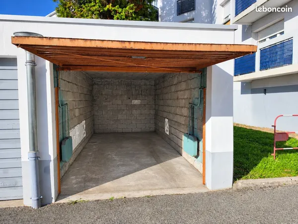 A vendre box garage