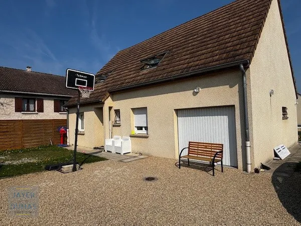 EN EXCLUSIVITÉ - CHATENOY-LE-ROYAL - Belle maison familiale