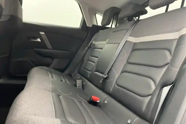 Citroën C4 puretech 130 s&amp;s eat8 — photo 46
