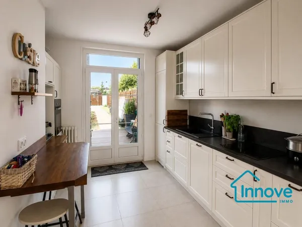 Loue maison - 138.76 m² - 7 pièces, 5 chambres - Saint-Cyr-l'École 78210