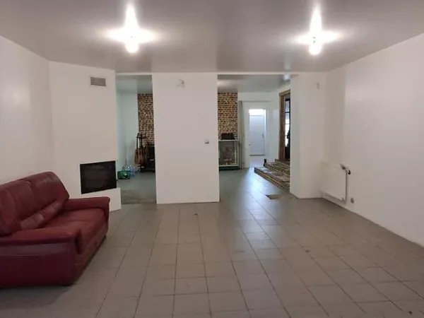 Maison 6 pièces 250 m²