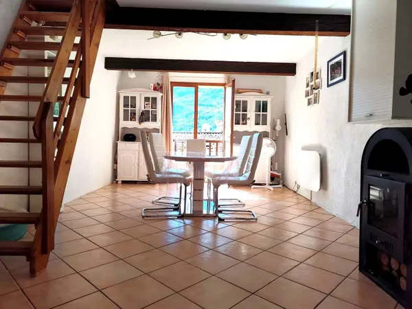 Maison 4 pièces - 98 m²