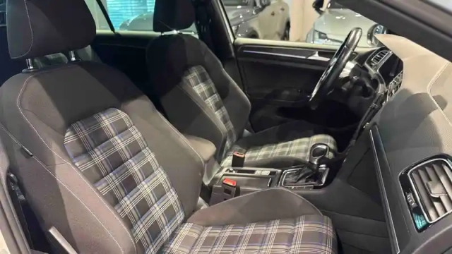 Volkswagen Golf 1.4 hybrid rechargeable opf 204 dsg6 — photo 24