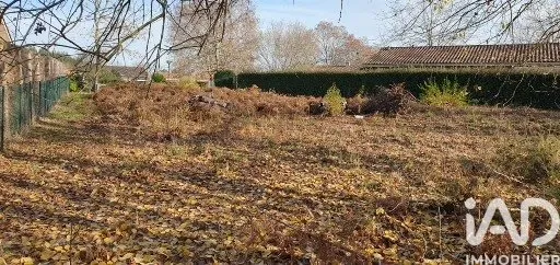 Terrain 762 m²
