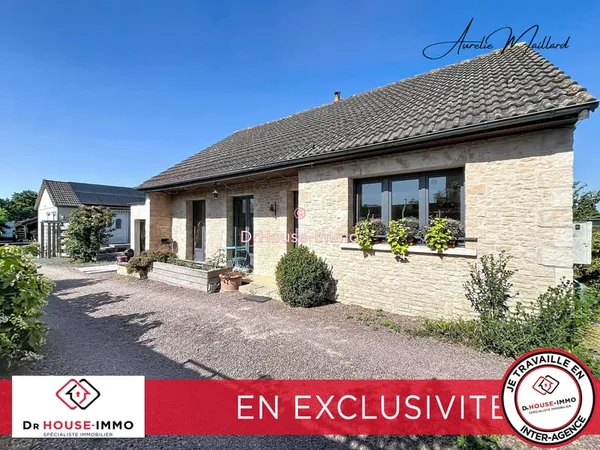 Ensemble immobilier de 122 m² - 2 maisons - 2 garages - une dépendance - terrain de 2903 m²