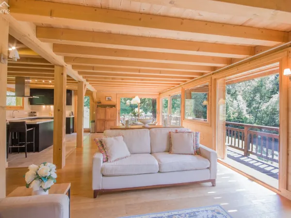 Chalet 10 pièces 290 m²