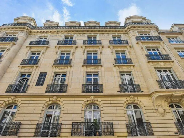 Bureaux 322 m²