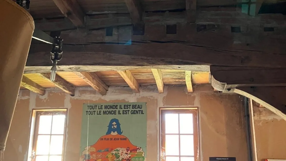 Photo 16
