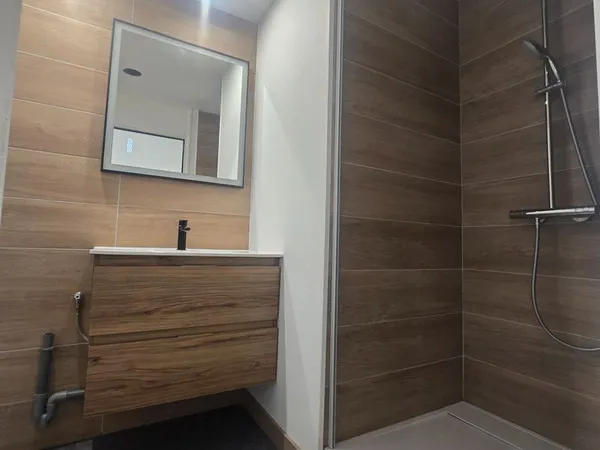 Appartement rénovée dans une résidence sécurisée