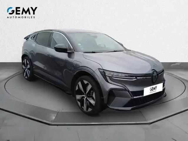 Renault Megane e-tech ev60 220 ch super charge — photo 3