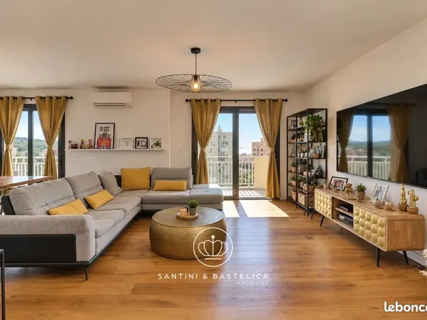 Appartement 4 pièces 93 m²