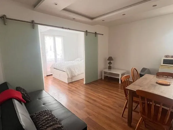 Studio 1 pièce 30 m²