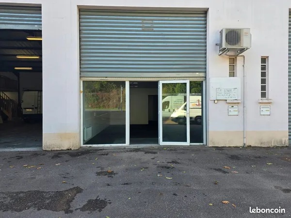 Location bureau + atelier