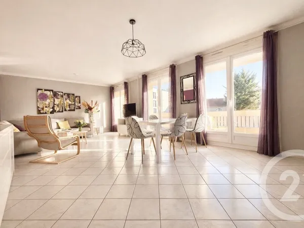Appartement 4 pièces 80 m²