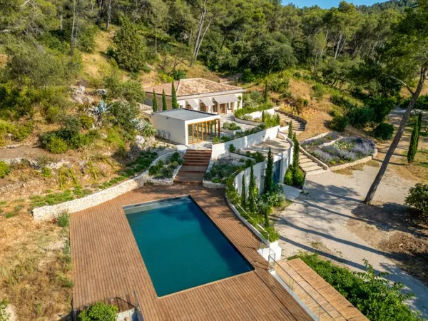 SAINT REMY DE PROVENCE AU COEUR DES ALPILLES