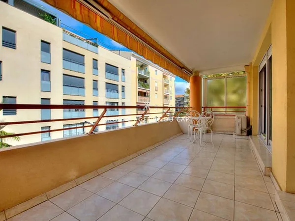 Appartement 4 pièces 94 m²