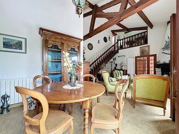 Grande Maison sur les hauteurs d'Auzeville