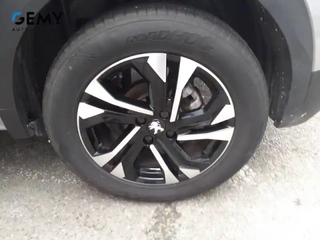 Peugeot 2008 puretech 130 s&amp;s eat8 — photo 40