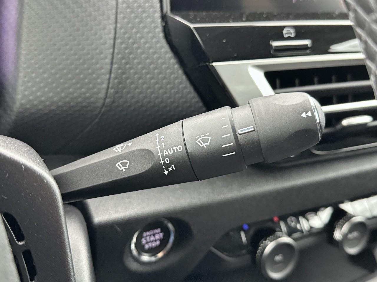 Citroën C4 puretech 130 s&s eat8 shine — photo 18