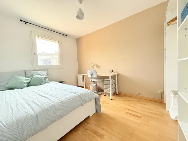 Propose colocation appartement 95m² 1 chambre entièrement rénovée Rouen