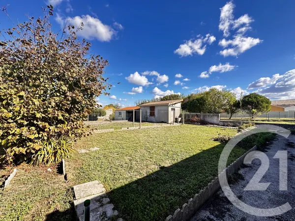 Terrain 385 m²