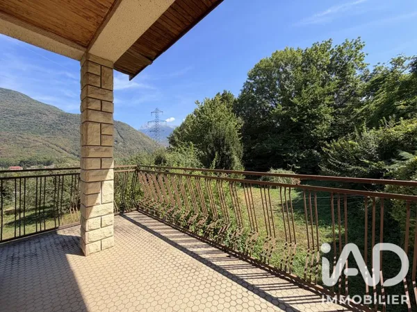 Maison 6 pièces 157 m²