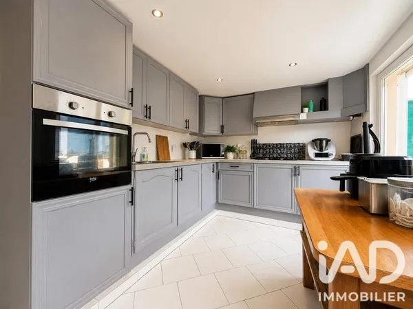 Immeuble 170 m²
