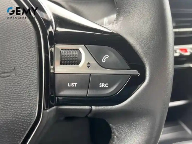 Peugeot 208 puretech 100 s&amp;s bvm6 — photo 16