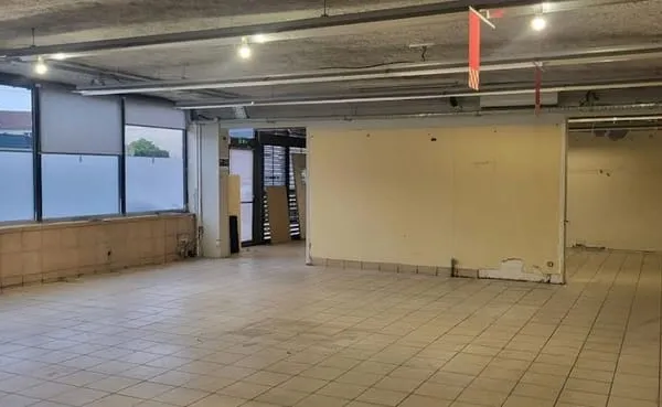 Commerce 5 pièces 150 m²