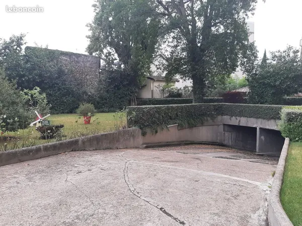 Parking/box Champigny-sur-Marne