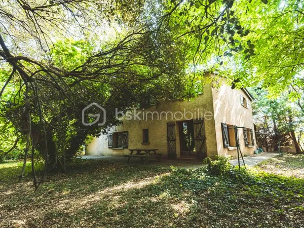 Maison 5 pièces 150 m²
