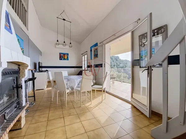 Villa 4 faces avec vue imprenable et appartement T3 indépend