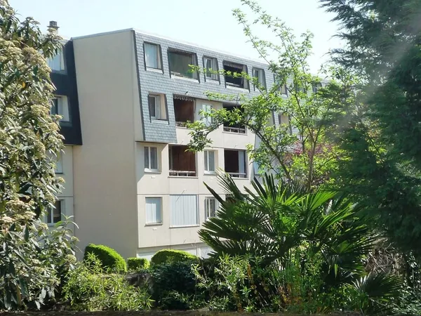 Appartement ERMONT- 3 pièces - 65,81 m2