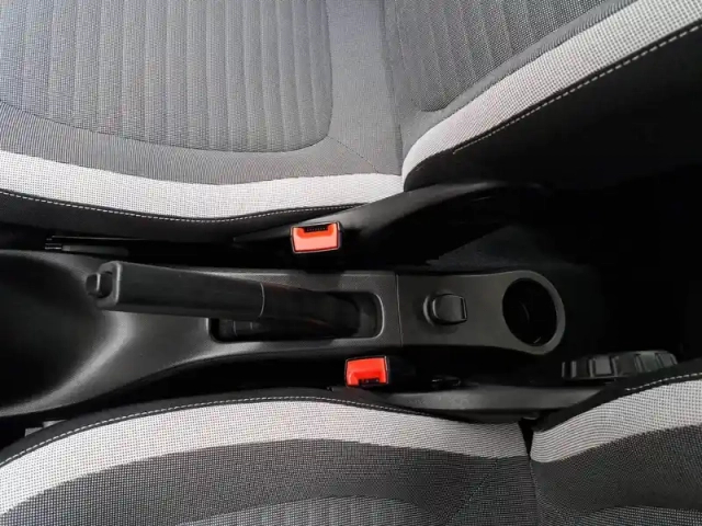 Renault Twingo iii sce 65 — photo 3