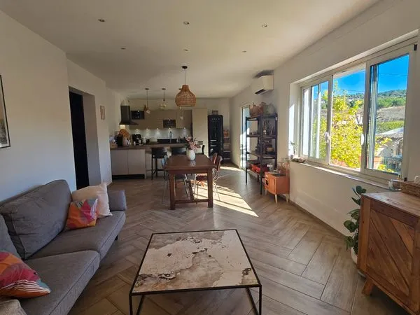 Bas de villa 89 m2 comme dans une maison