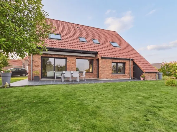 Maison 7 pièces 145 m²