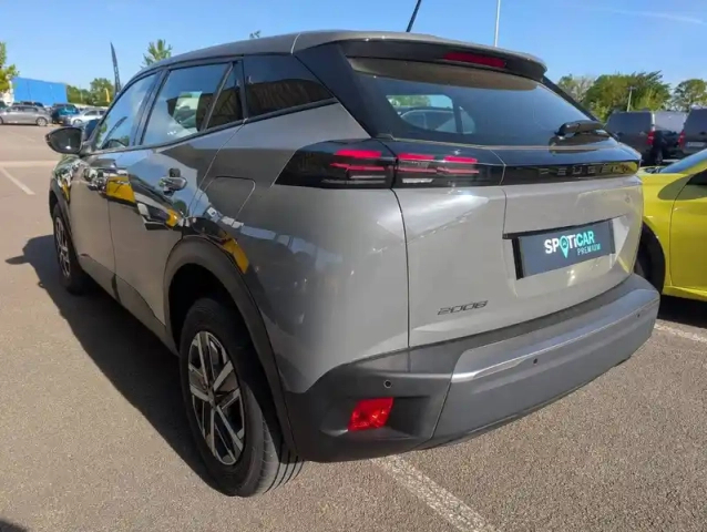 Peugeot 2008 puretech 100 s&amp;s bvm6 — photo 2