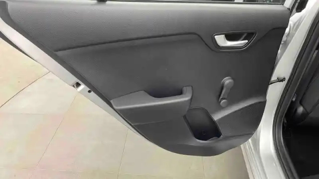 Kia Rio 1.2l mpi 84 ch isg — photo 26