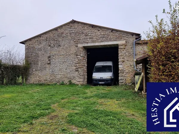 Grange 1 pièce 150 m²