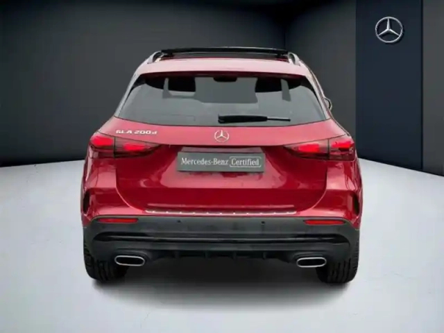 Mercedes Gla 200 d amg line — photo 24