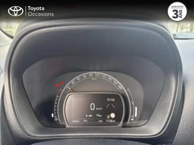 Toyota Aygo X 1.0 vvt-i 72ch dynamic — photo 13