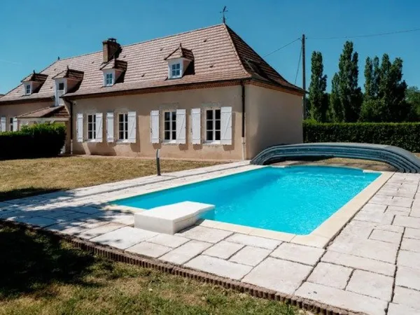Authentique maison longère 152m² 4 chbres piscine