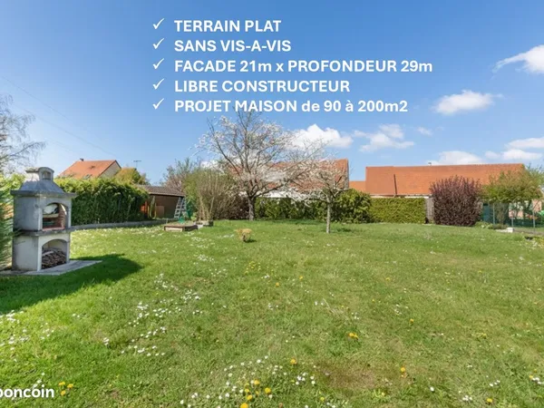 Terrain à bâtir 868 m² - Libre constructeur - Projet au choix - PC architecte disponible